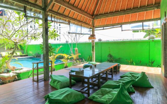 The Green Groves Hostel