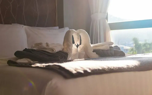 Condo with Full Facilities C255