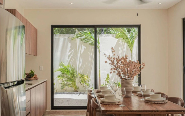 Modern 1BR w Private Pool Surround Speakers
