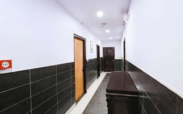Fabhotel The Lazeez