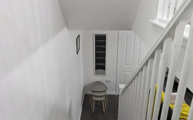 Modern House - 4 Bedrooms - Familyfriendly