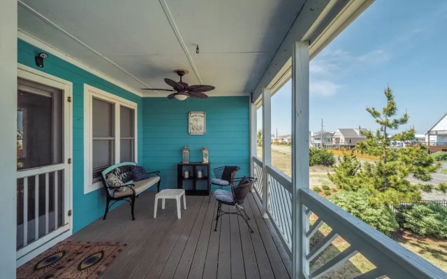 The Water Bear by Topsail Realty