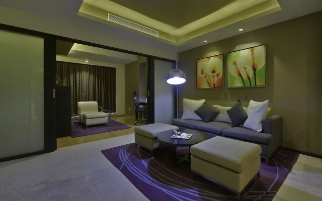 Davanam Sarovar Portico Suites Bengaluru