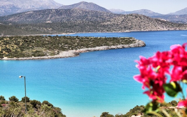 Stunning Apartment in Agios Nikolaos Near Beach