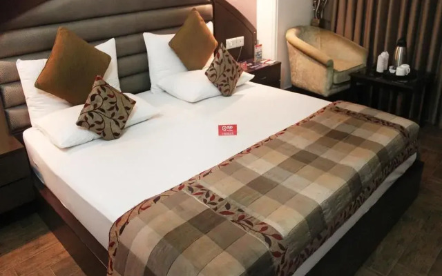 OYO Rooms Dwarka Sector 12 Metro Station