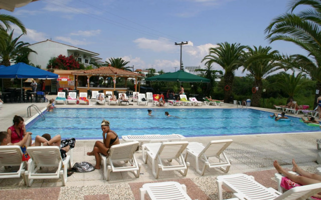 Morfeas Hotel