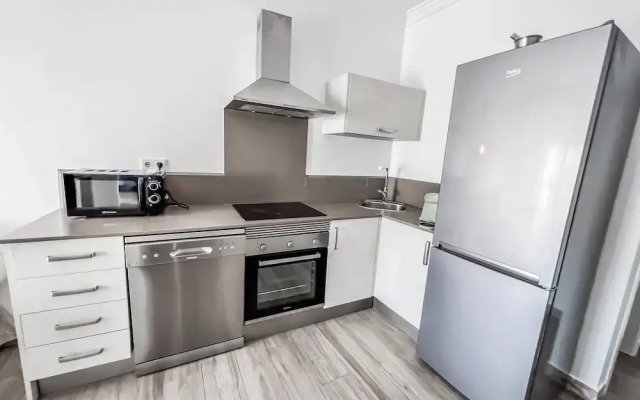 Cd-1382 Two Bedroom Apartment With Terrace