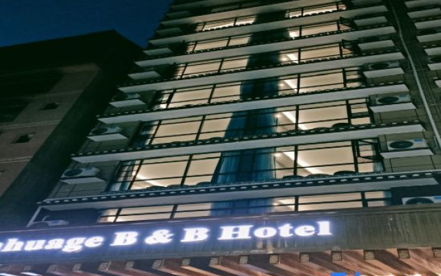 Shunhuage Hotel (Guilin University of Electronic Science and Technology Huajiang Campus Shop) – Exterior – Guilin
