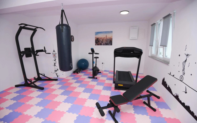 Apartments Lidija - see view with private hot tub and split level apartment with garden