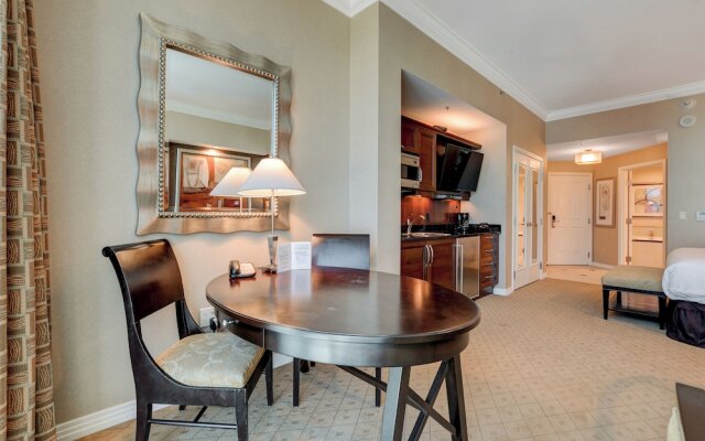 Eclipse Studio at Signature Hotel