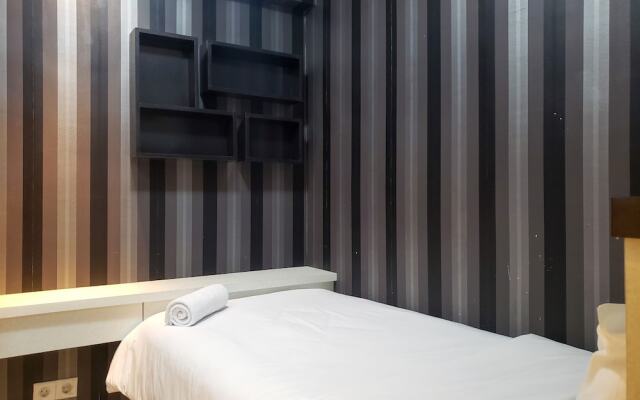 Nice And Cozy Living 2Br Apartment At Green Bay Pluit