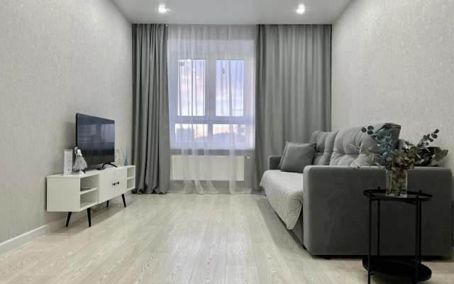 Compass (Компасс) на улице Кармацкого 11