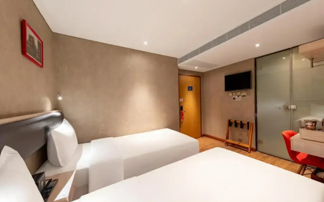 I Fu Hotel