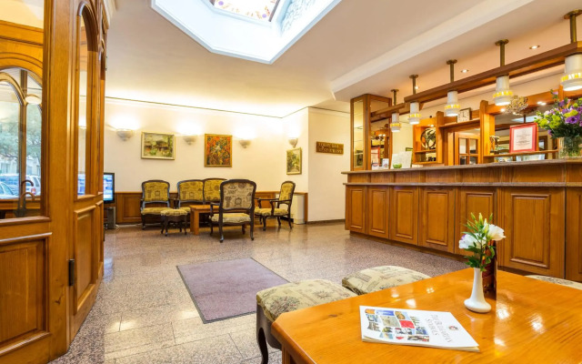 Hotel Geneva