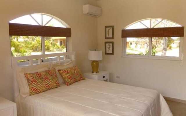 Touch of Elegance! 6 Bedroom Near the Beach