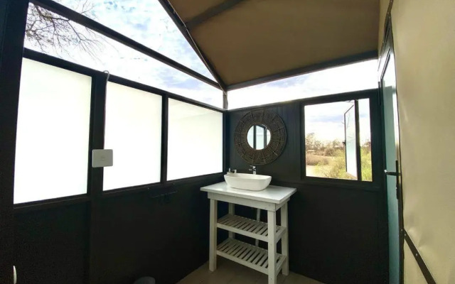 Brandberg White LadyLodge