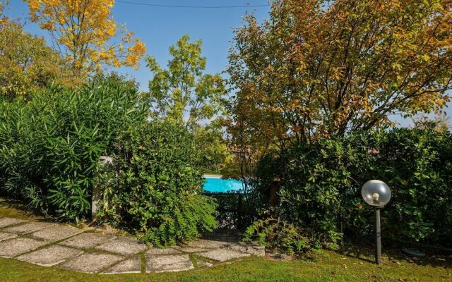 Beautiful Apartment With Scenery Near Lake Garda