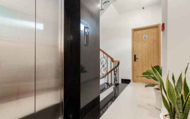 Cozrum Homes Ly Chinh Thang