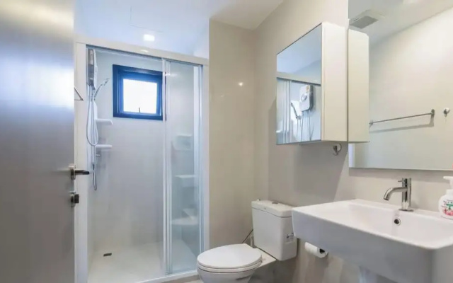 Sea View 2 Bed Room at Great Location