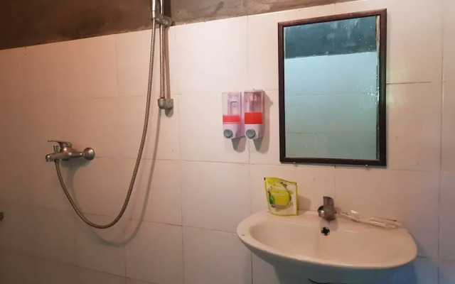 OYO 3025 Villa Alam Flores Labuan Bajo