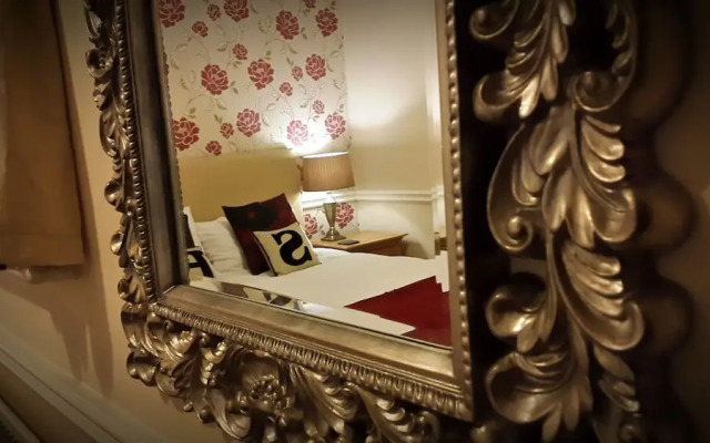 Sawrey House Country Hotel