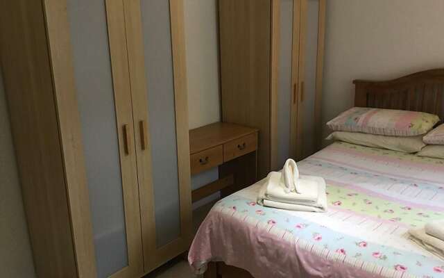 Inverness Apartments - Castle Heather