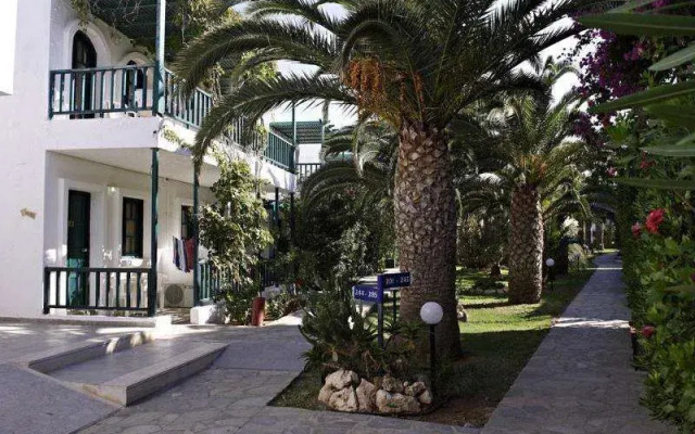 Stella Village Hotel & Bungalows