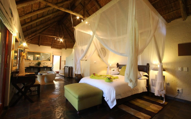 Tau Game Lodge