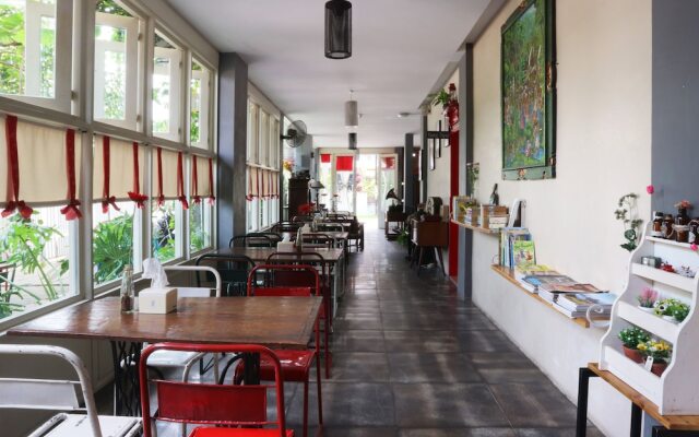 Roemah 28 Syariah Boutique Hotel