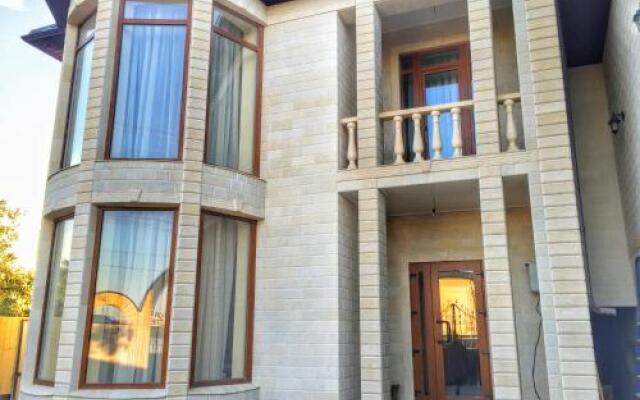 Guest house on Razdelnaya 17