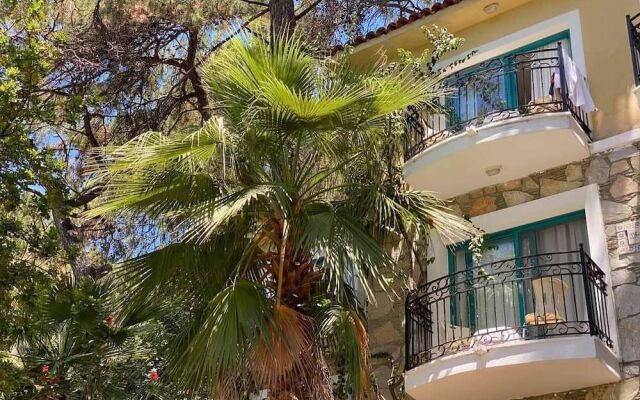 Club Bellamare  Beach
