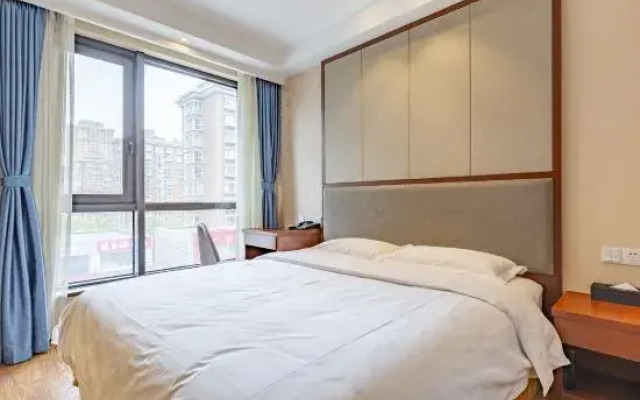 Longemont Hotel