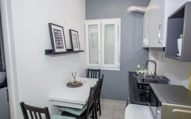Flat 122m² 4 bedrooms 1 bathroom - Thessaloniki