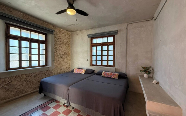 Casa con Piscina Nido Rosa