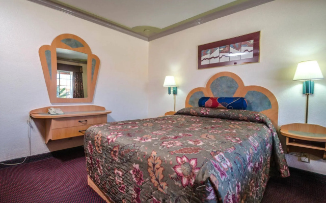Economy Inn