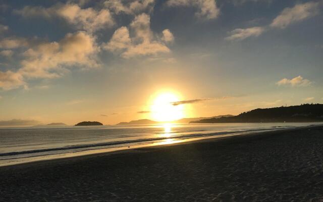 Casa 4 suítes Jurere Internacional