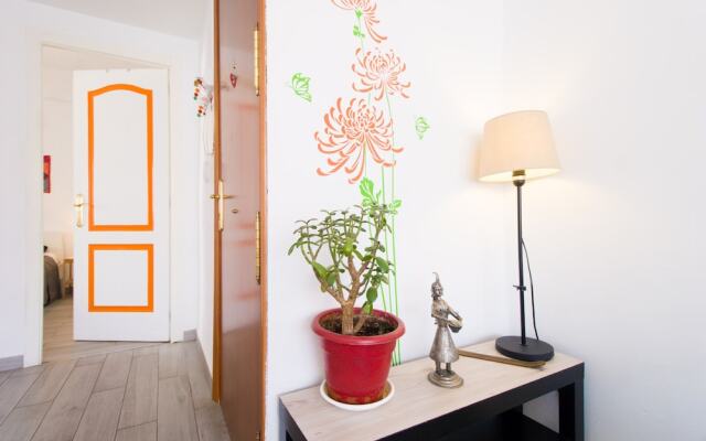 Bollywood Style Apart-Playa