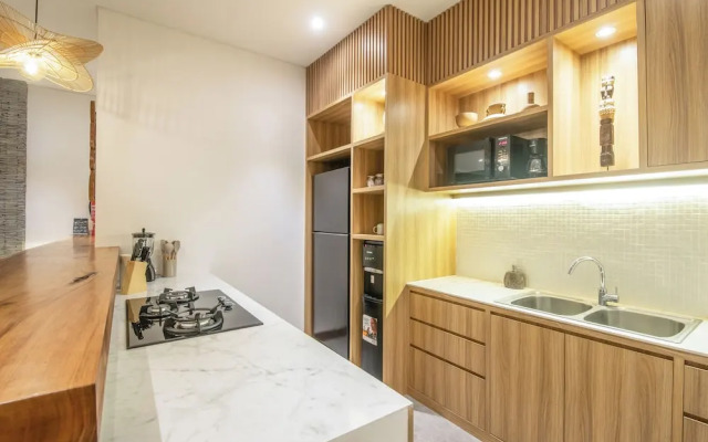 Coastal Comfort: Cozy 4BR Villa, 5 Min Walk to Finns Beach