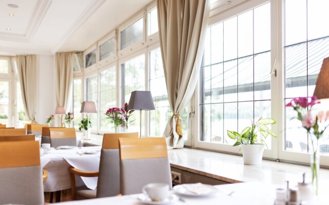 Hotel Dieksee - Collection by Ligula