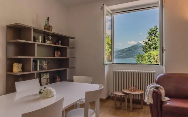 Varenna Beach Perledo