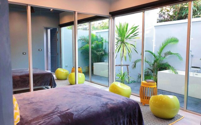 Contemporary 3bd Safari Pool Villa Near Nai Yang Beach