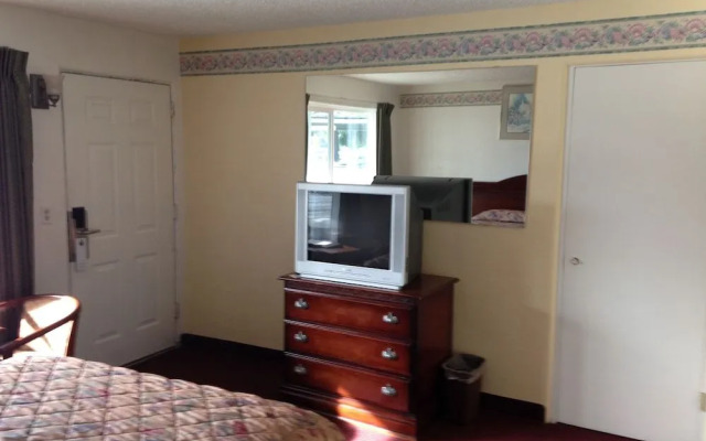 Villa West Motel