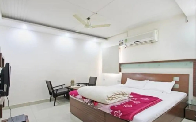 Hotel Maharaja