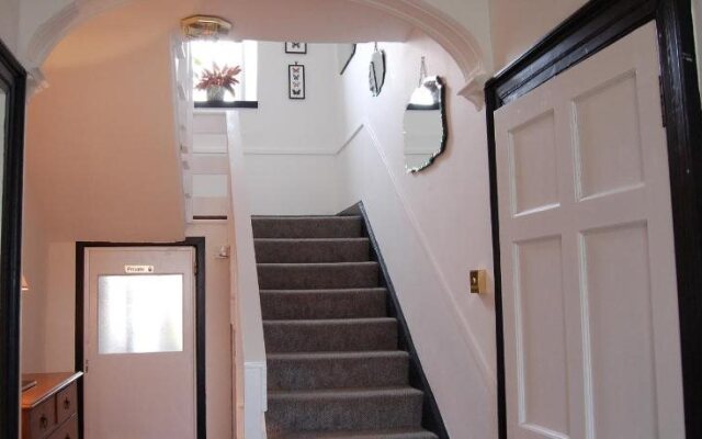 Riverview Guesthouse