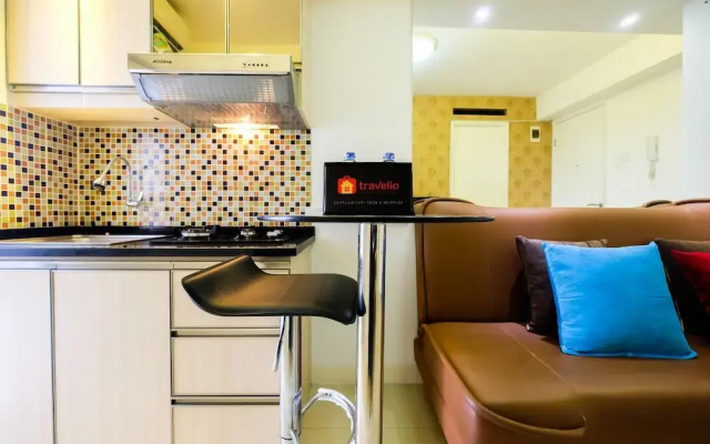 2BR Bassura City Apartment Connect to Pool