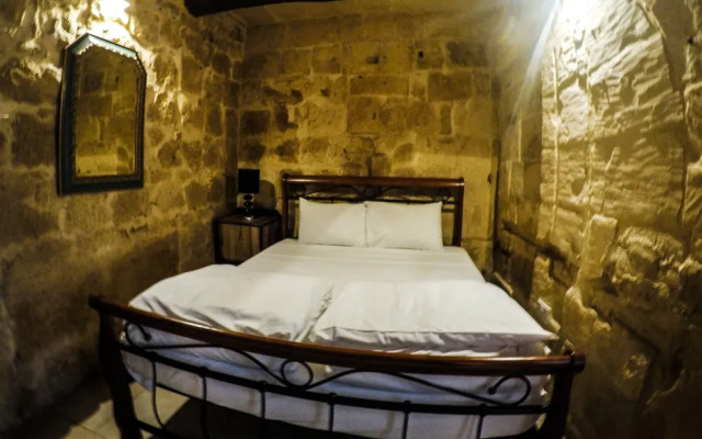 Vallettastay Standard Apartments