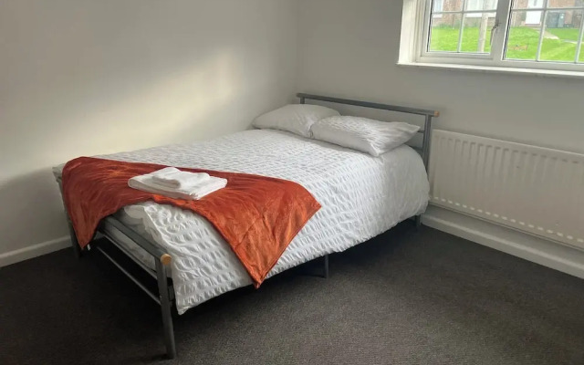 The Coral Guest House Winchester