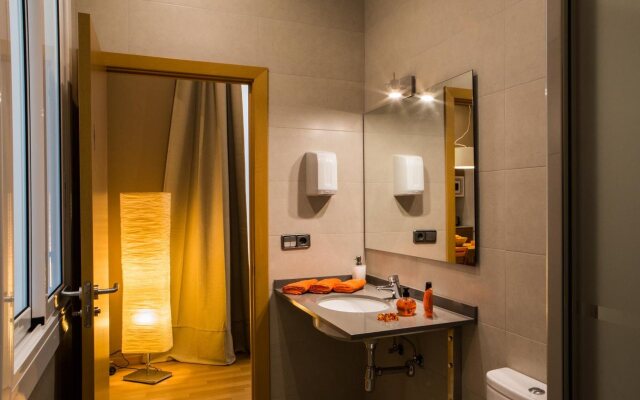 Born Barcelona Hostel