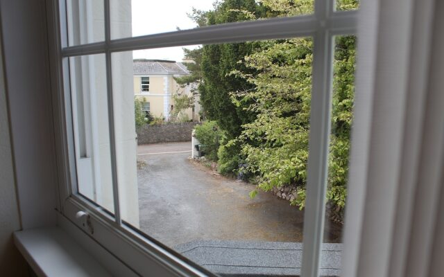 Rose Court Holiday Apartments
