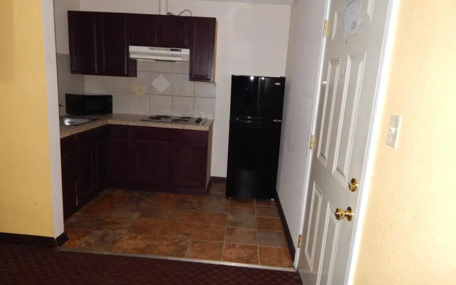 Sunrise Inn - Brownsville